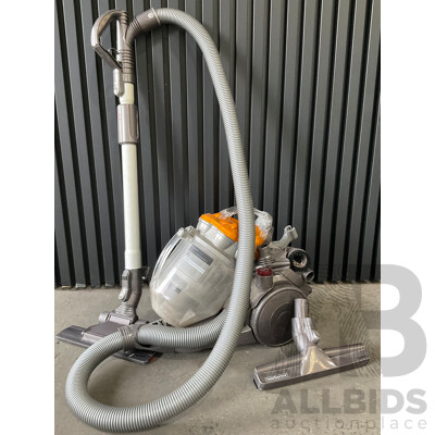 DYSON DC19 Cylinder Vacuum Cleaner