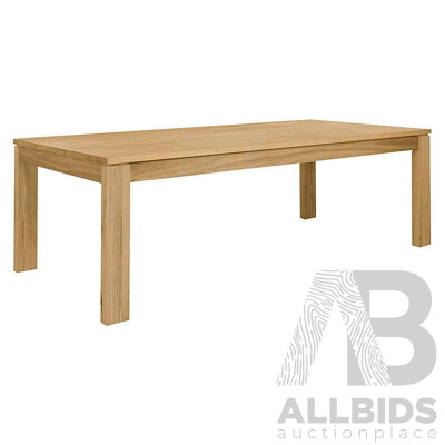 FREEDOM Hensley Dinning Table FREEDOM Hensley Dinning Table