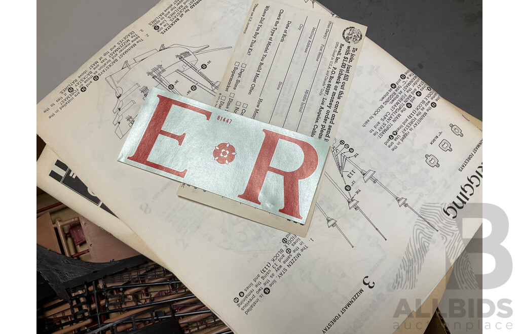 Vintage Revell English Man O'war 16 Century Elizabethan Galleon