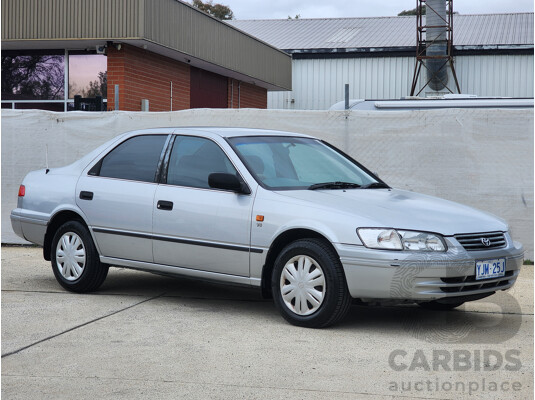 11/2000 Toyota Camry CSi MCV20R 4d Sedan Silver 3.0L 11/2000 Toyota Camry CSi MCV20R 4d Sedan Silver 3.0L