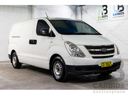 8/2011 Hyundai iLoad TQ MY11 4d Van Ceramic White Turbo Diesel 2.5L 8/2011 Hyundai iLoad TQ MY11 4d Van Ceramic White Turbo Diesel 2.5L