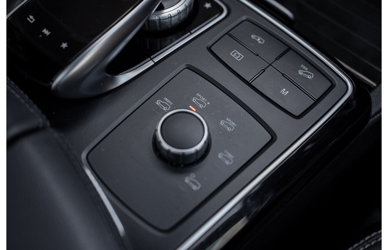 12/2016 Mercedes Benz GLE 43 AMG 4MATIC (AWD) 166 MY17 4d Wagon Selenite Grey Metallic Twin Turbo V6 3.0L