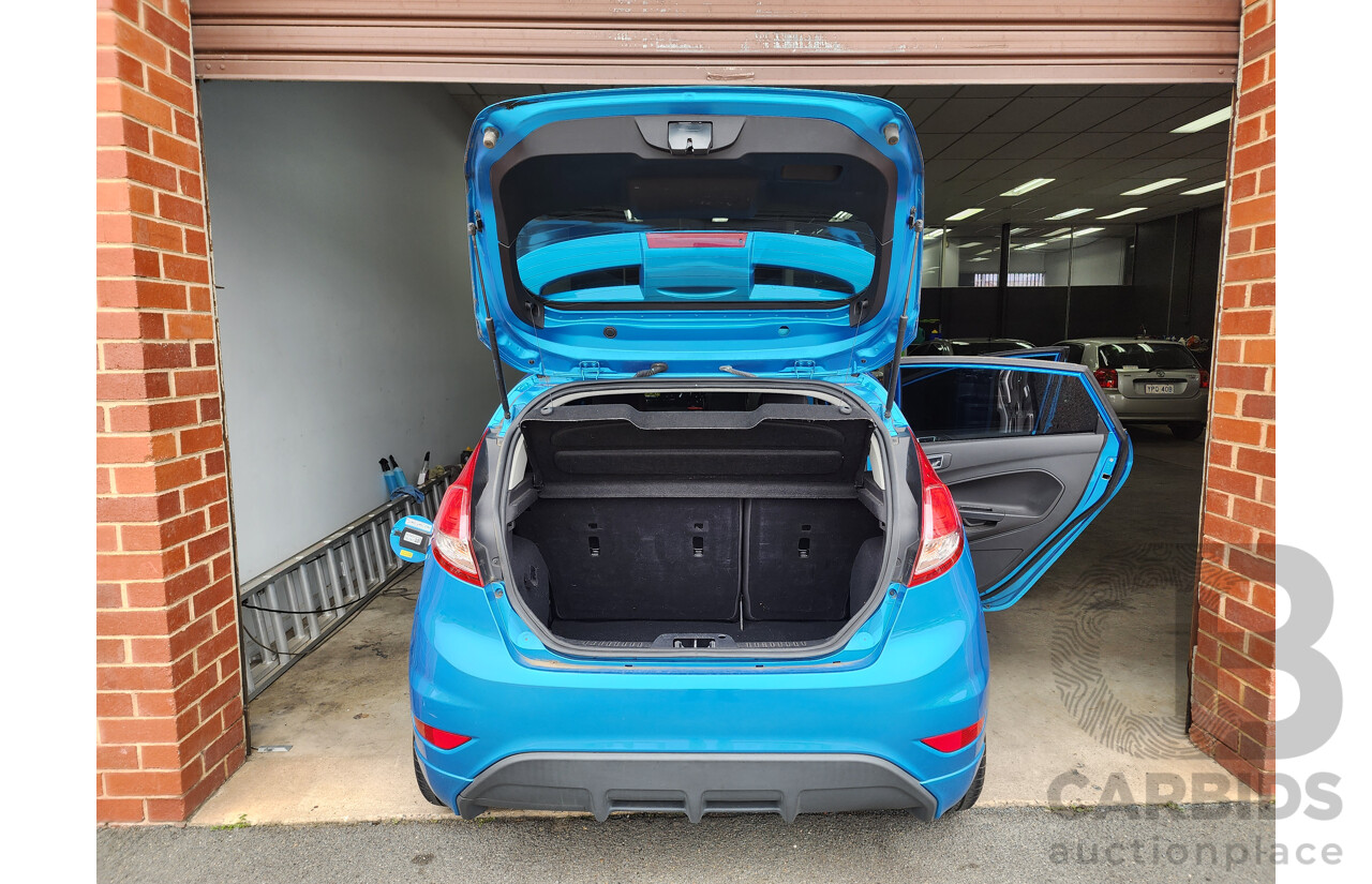 12/2013 Ford Fiesta Zetec WT 5d Hatchback Blue 1.6L