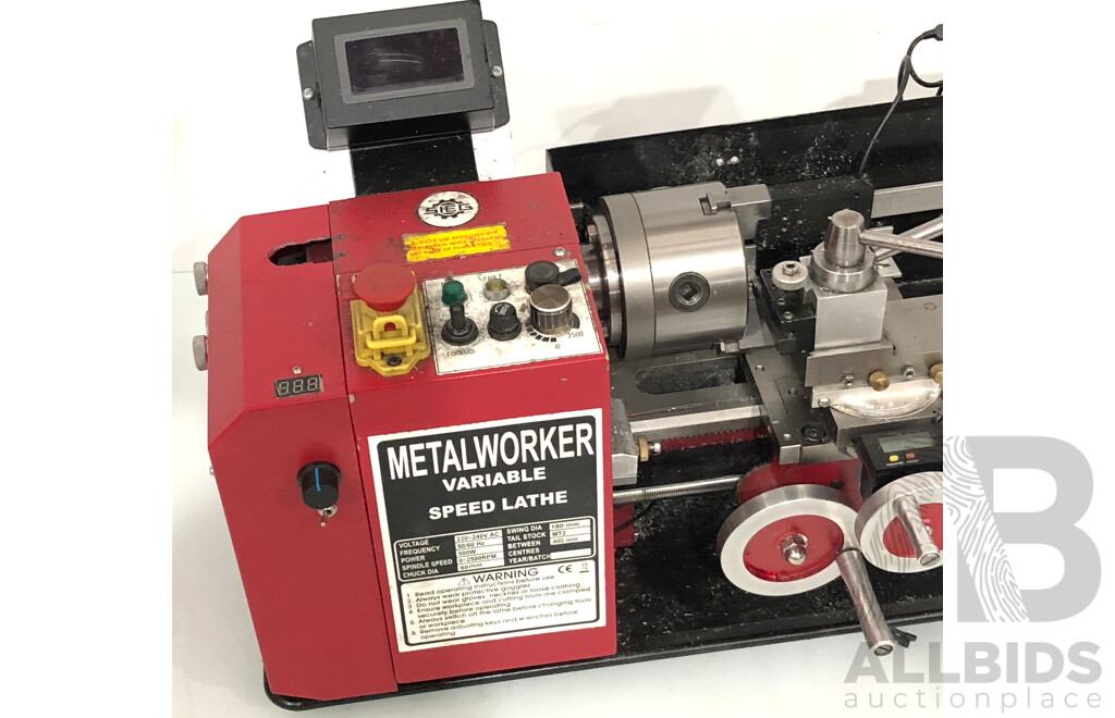 Metalworker 400mm Variable Speed Lathe