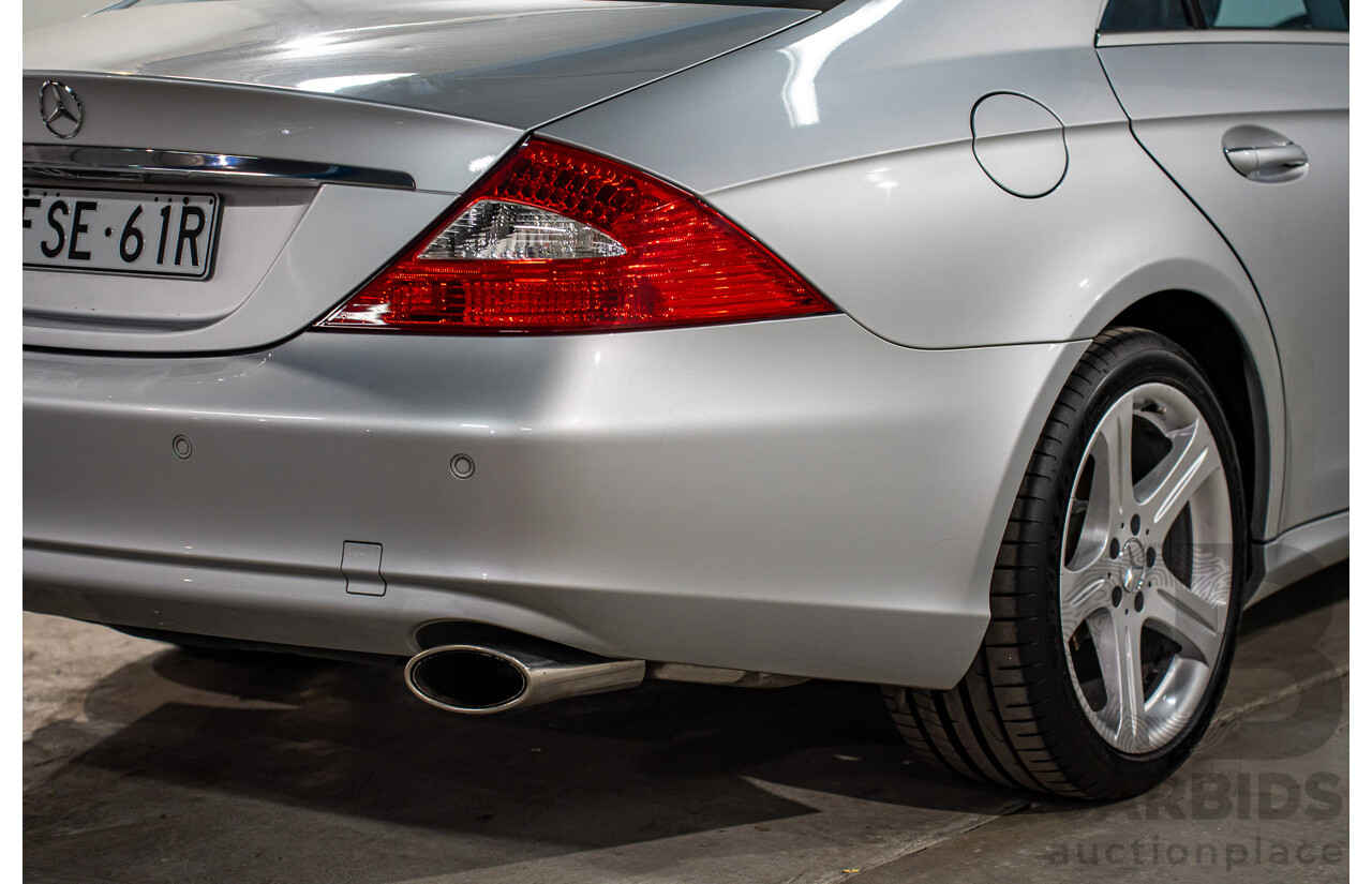 1/2007 Mercedes-Benz CLS 500 219 4d Coupe Iridium Silver Metallic V8 5.0L