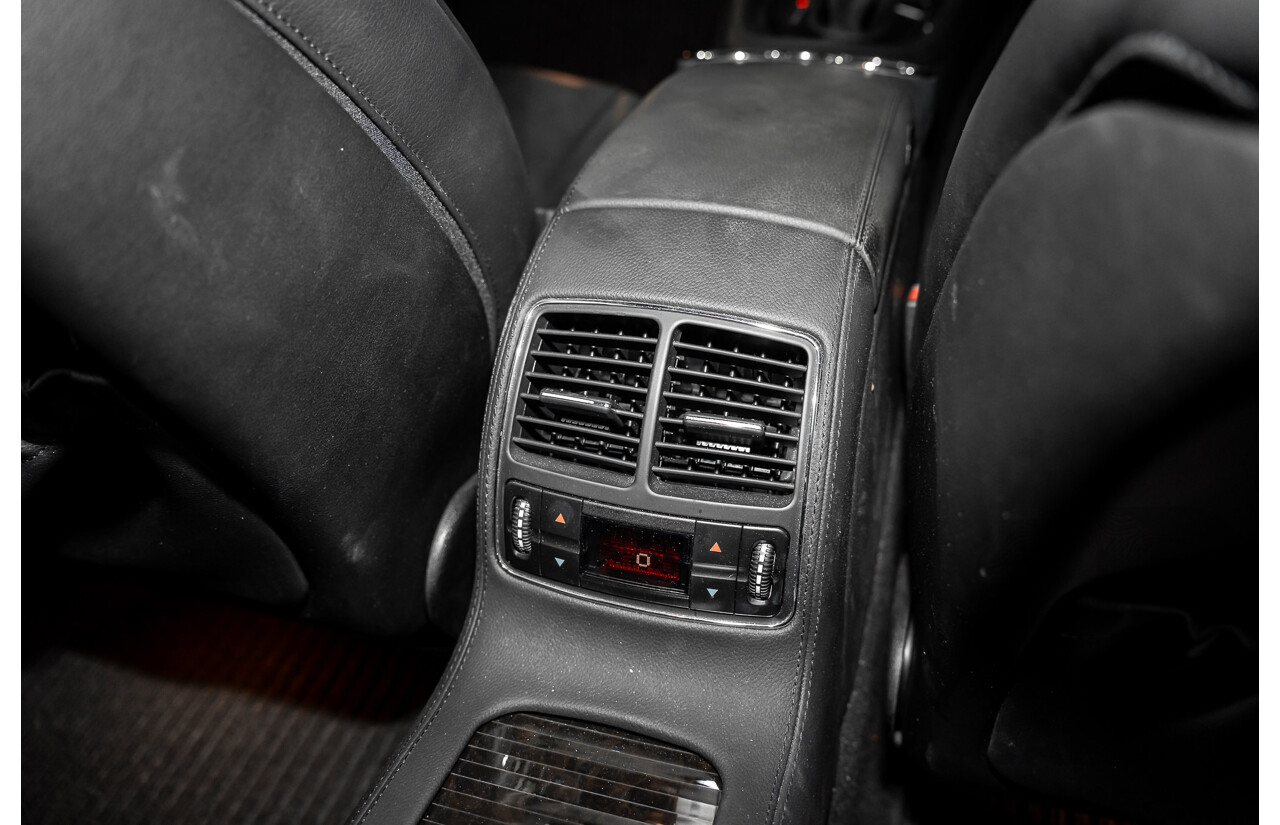 1/2007 Mercedes-Benz CLS 500 219 4d Coupe Iridium Silver Metallic V8 5.0L