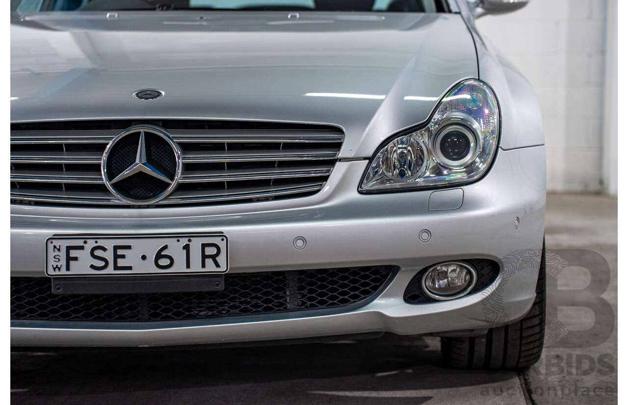 1/2007 Mercedes-Benz CLS 500 219 4d Coupe Iridium Silver Metallic V8 5.0L