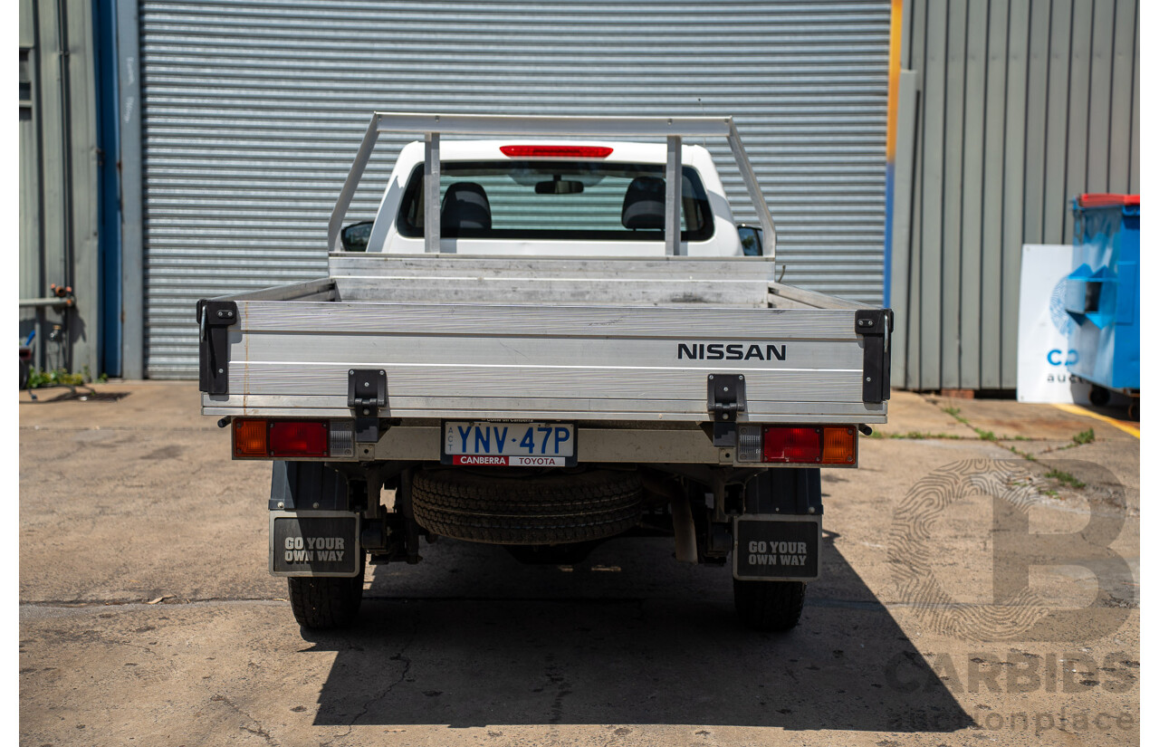 3/2017 Nissan Navara RX (RWD) D23 Series II C/Chas White Turbo Diesel 2.3L