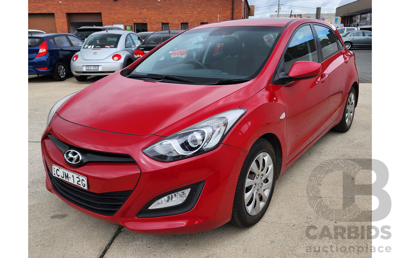 1/2013 Hyundai i30 Active GD 5d Hatchback Red 1.8L
