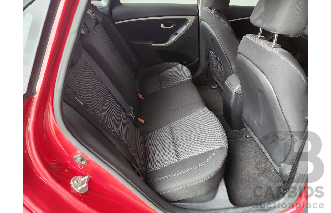 1/2013 Hyundai i30 Active GD 5d Hatchback Red 1.8L
