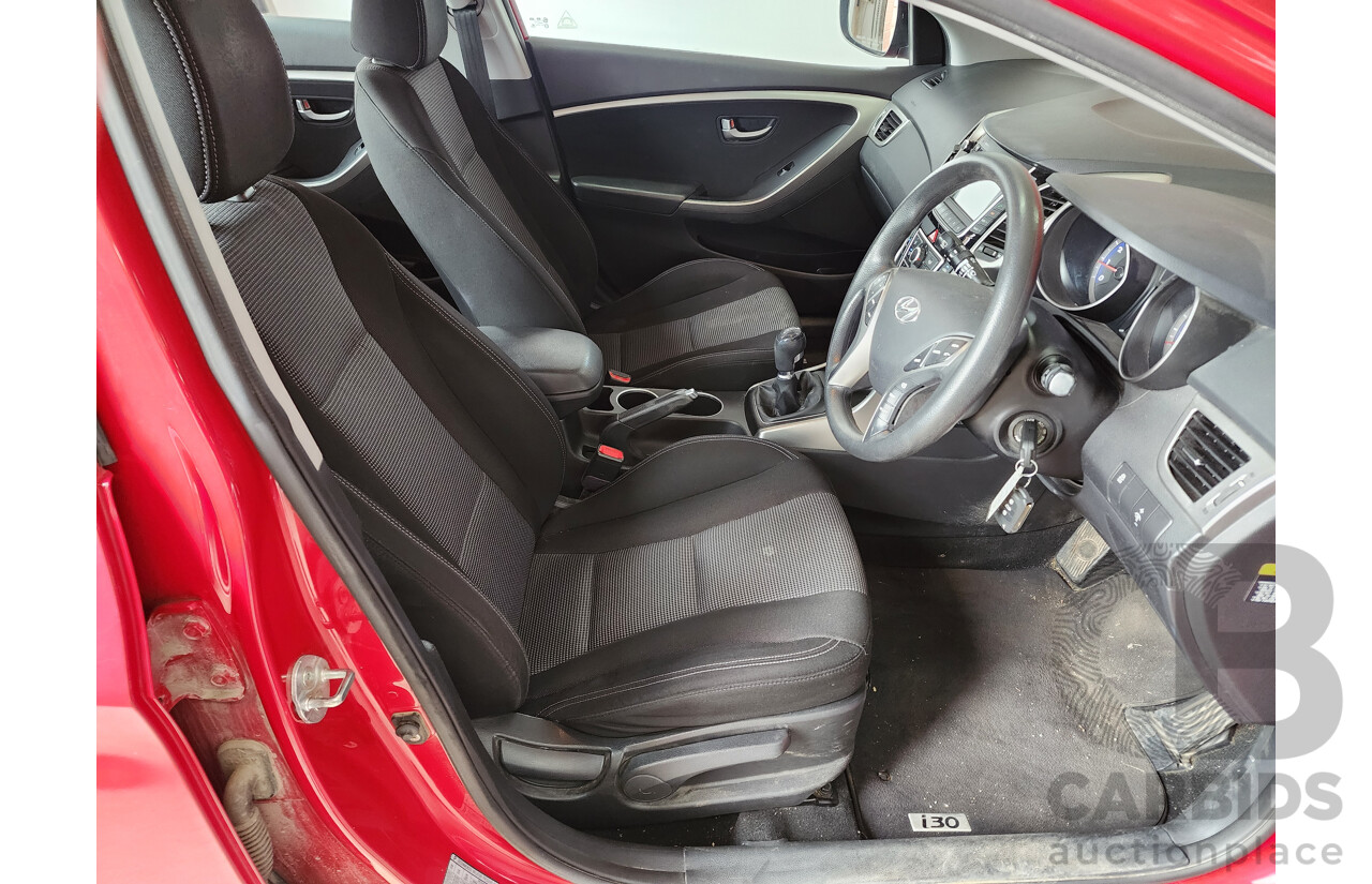 1/2013 Hyundai i30 Active GD 5d Hatchback Red 1.8L