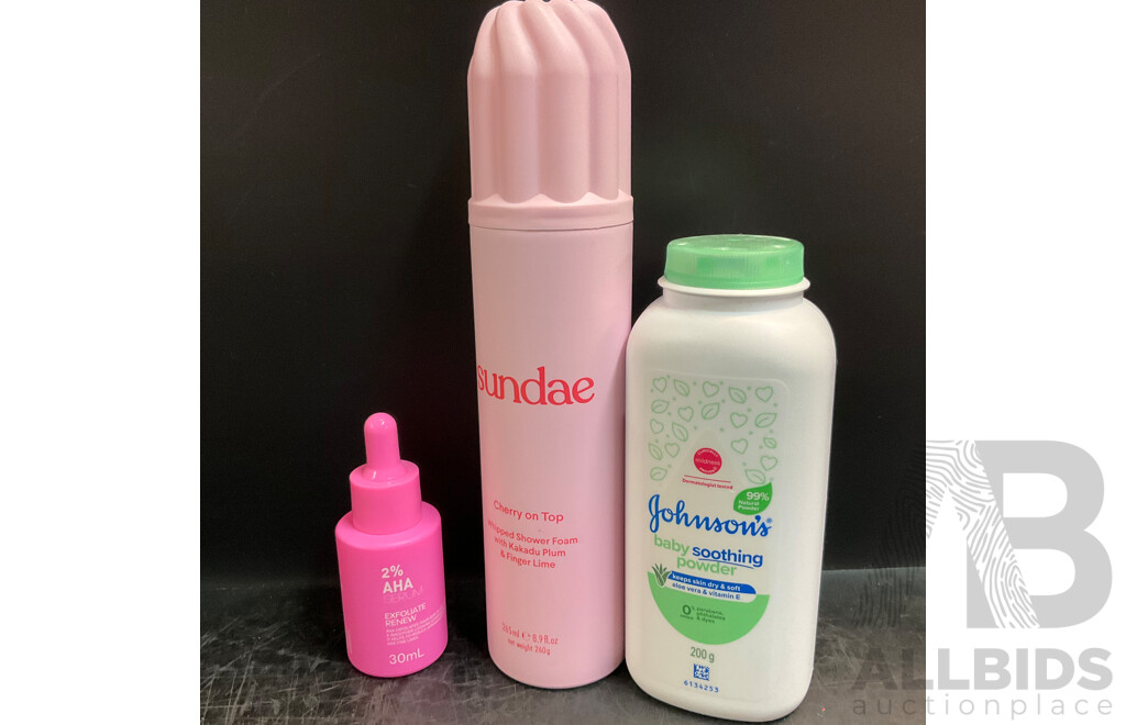 Assorted Bathroom & Shower Products