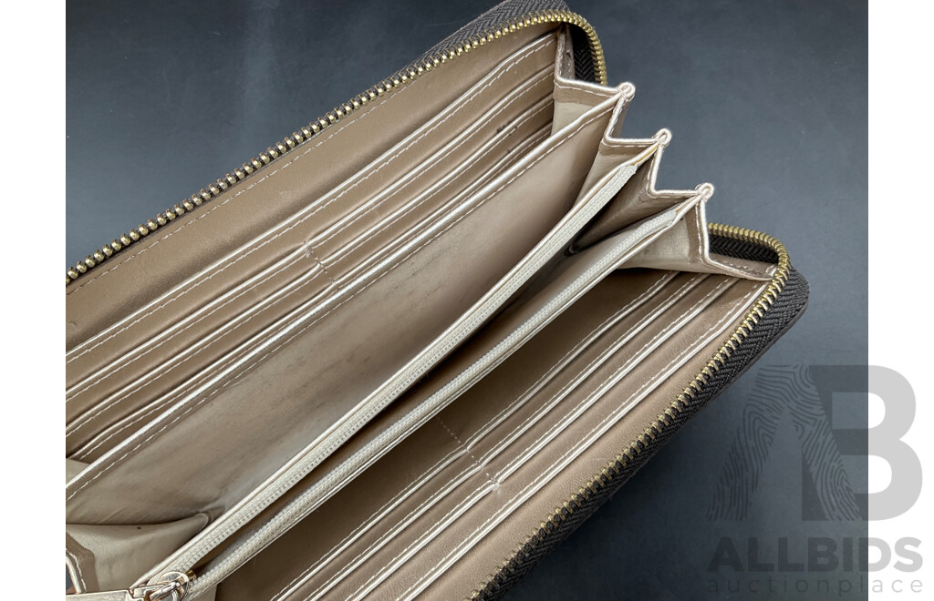 Clutch Branded LOUIS VUITTON, ID Card Case Branded COACH and Wallet Branded GUESS - Lot of 3