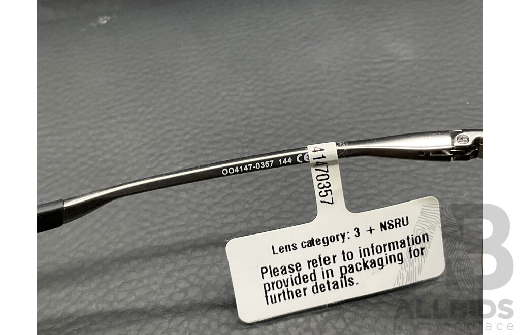 Contrail Sunglasses Branded OAKLEY