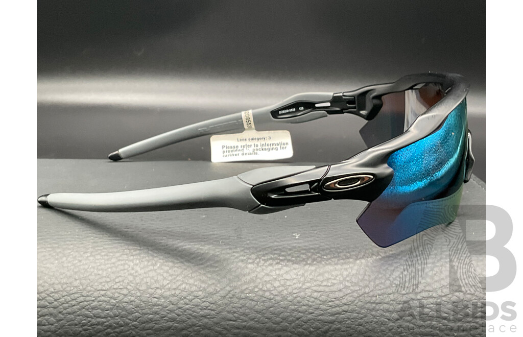 Radar Sunglasses Branded OAKLEY
