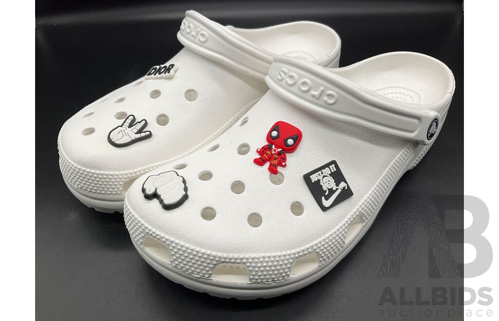 CROCS White Size M10/W12