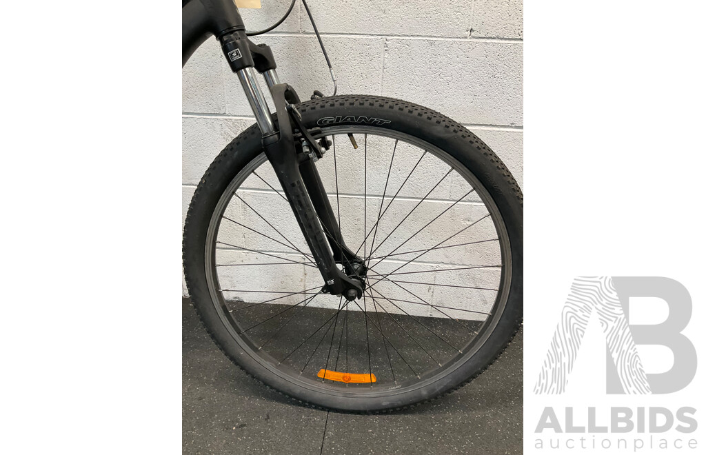GIANT ATX Mountain Bike