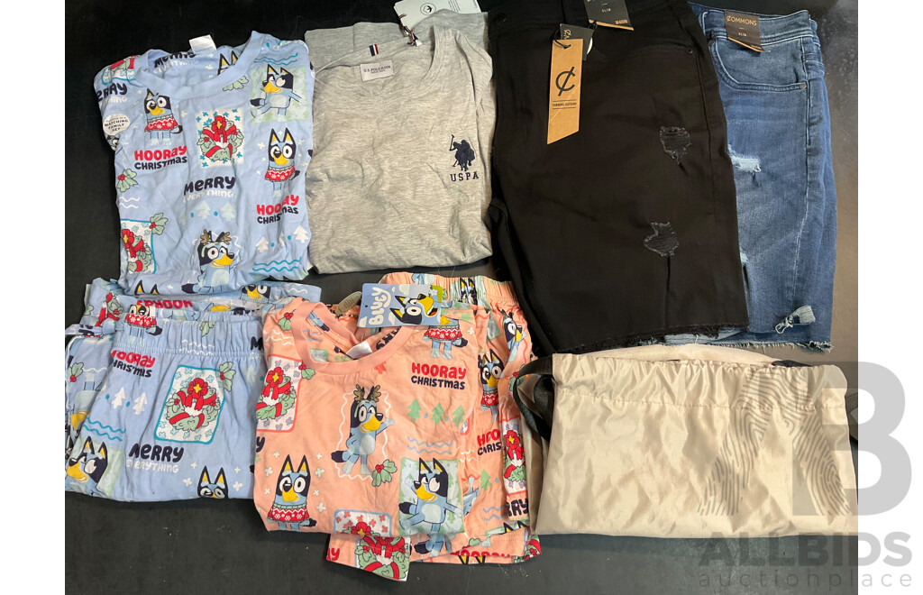 Bluey Size S/M Christmas Pajama Set & U.S POLO ASSN Size XL T-Shirt & Common Shorts Size 40 X2 & ANKO Backpack