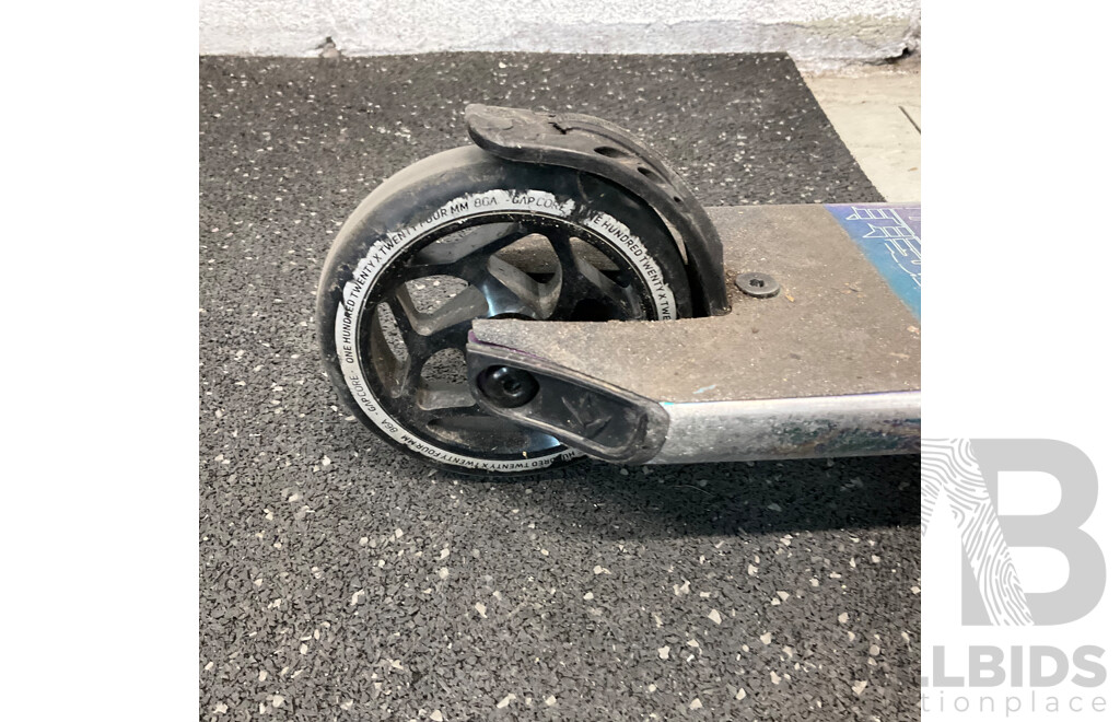 Prodigy X Complete Scooter