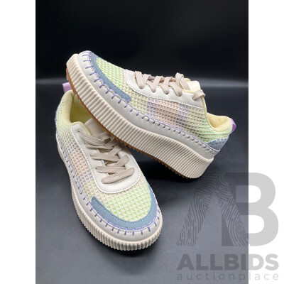 Nicole Miller Size 7 Brita Sneakers