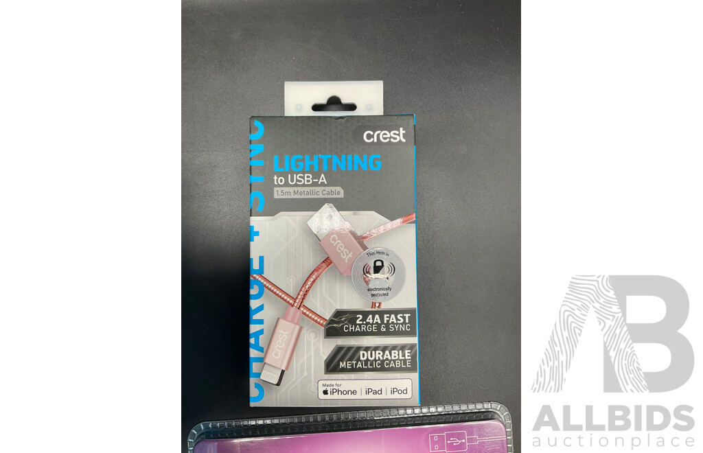 CREST Lightning to USB-A 3m Flat Cables (x14) and COLES Led Strip Light - Lot of 15