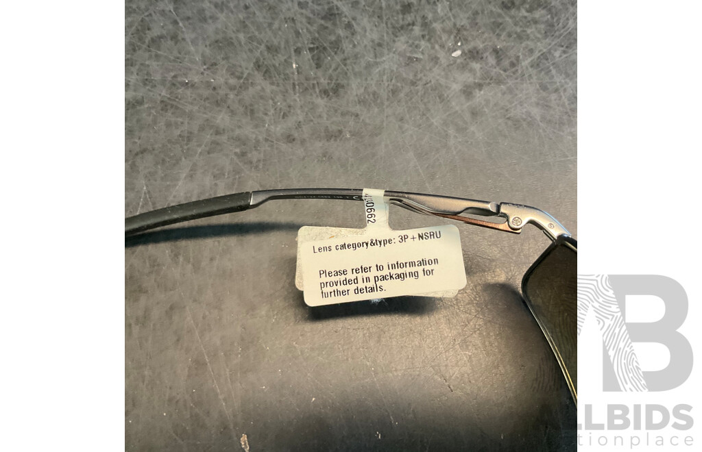 Oakley OO4124 Gauge 8 Sunglasses