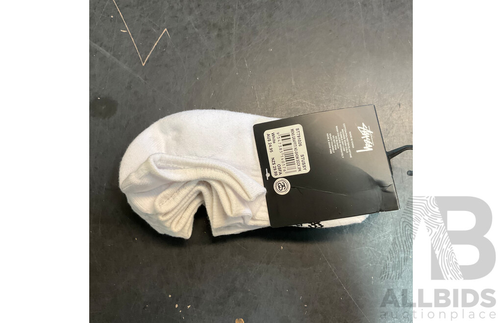 PE Nation Redline Jacket Size M & Nike Black Pants Size M & Accessories - Lot of 4