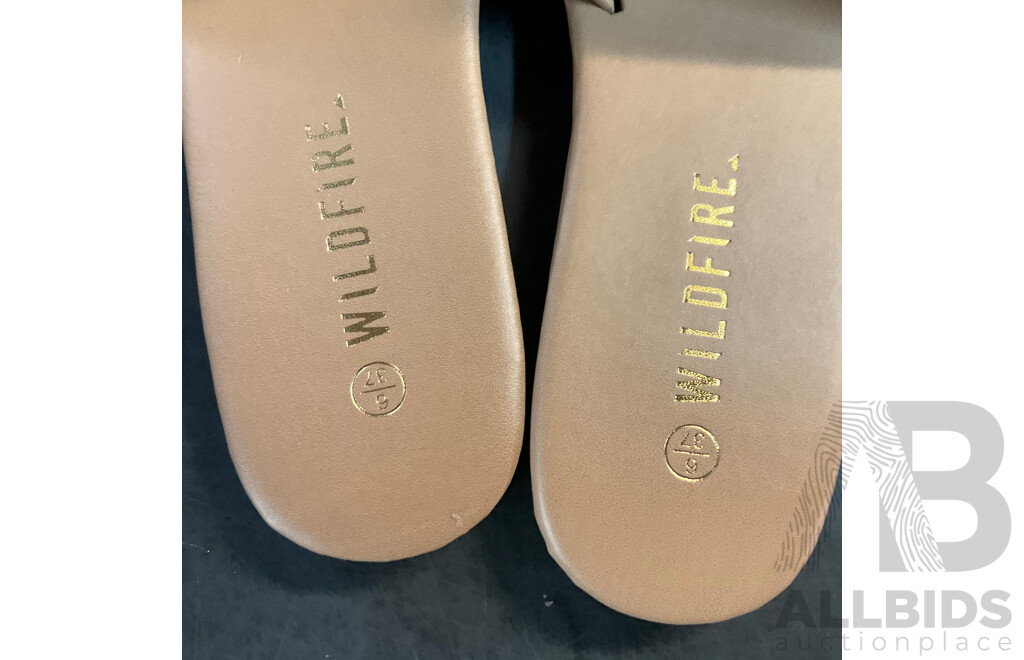 Assorted Women's Apparel & Accessories Size S/M/10/12 - Includes Peter Alexander, in Sport, Cotton on and More