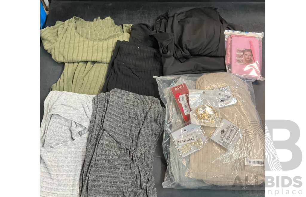 Womens Apparel & Accessories From Online Order Parcels