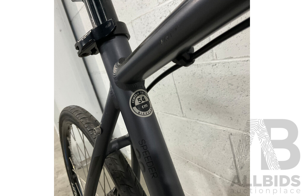 Merida Speeder 20 Bike Flat Bar Road Bike - Dark Silver - Frame 54cm