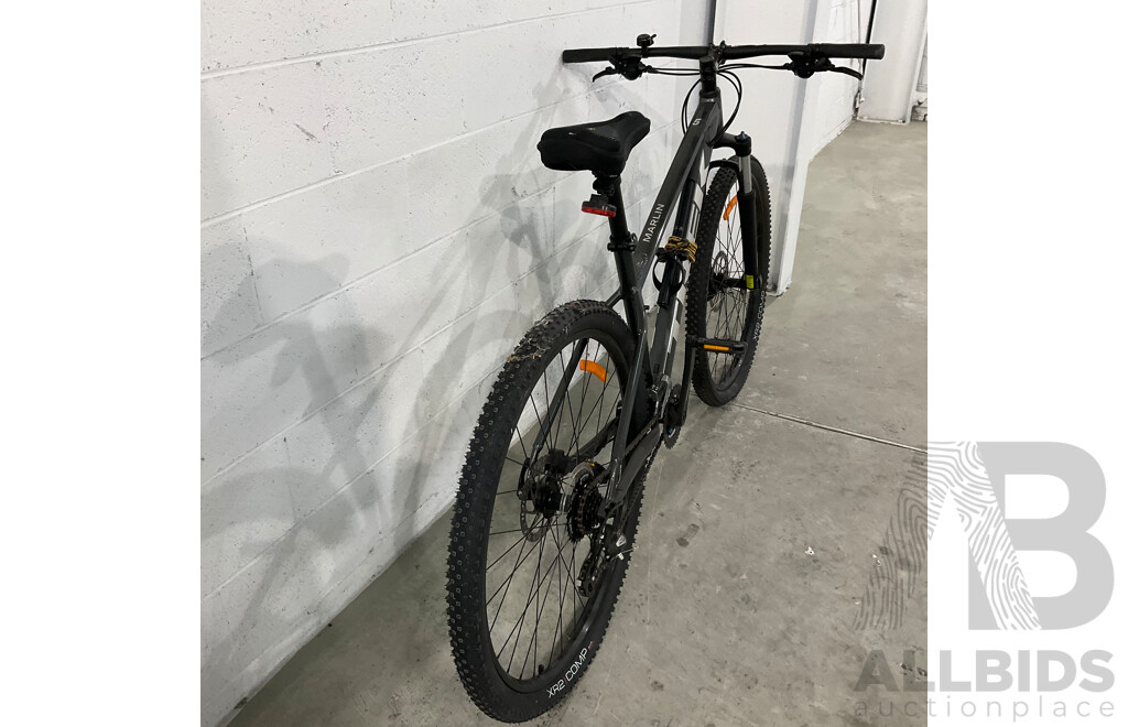 TREK Marlin 5 Mountain Bike - Black