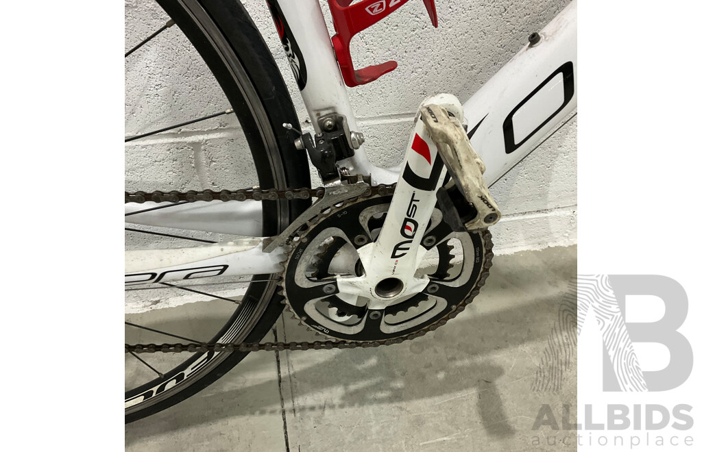 OPERA Carbon Fiber Bike