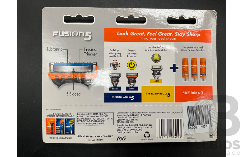 GILLETTE Fusion 5 - 8 Pack (x6) and GILLETTE 5 Sport Razor - Lot of 7
