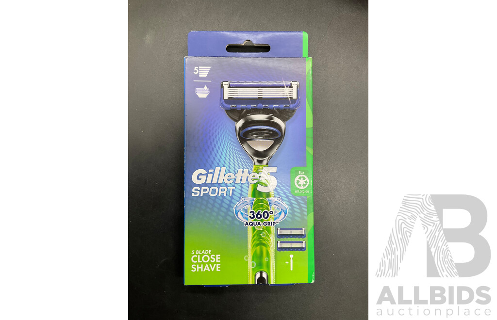 GILLETTE Fusion 5 - 8 Pack (x6) and GILLETTE 5 Sport Razor - Lot of 7