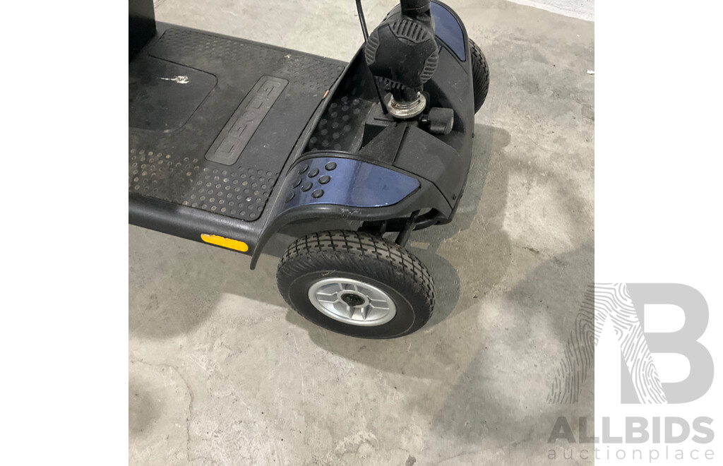 GOGO Elite Traveller Plus