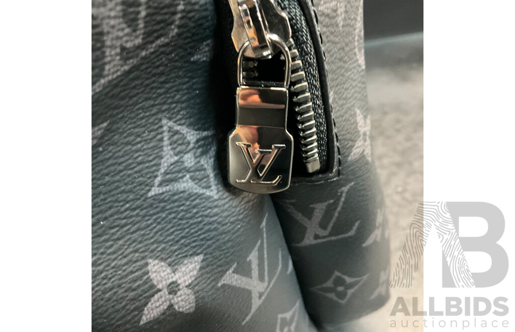 Men's Leather Backpack - Branded Louis Vuitton