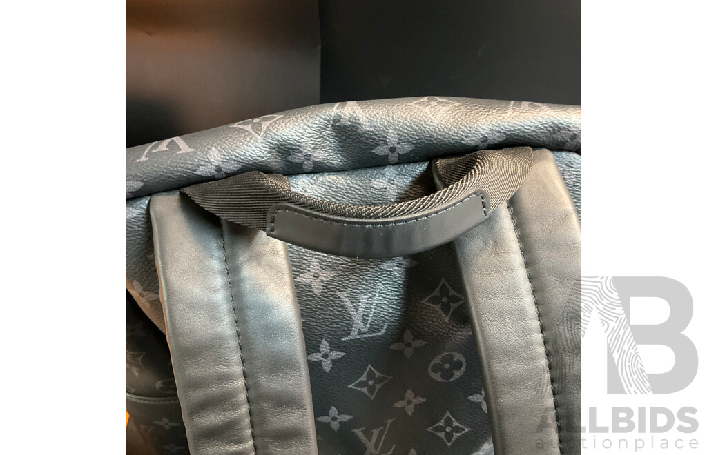 Men's Leather Backpack - Branded Louis Vuitton