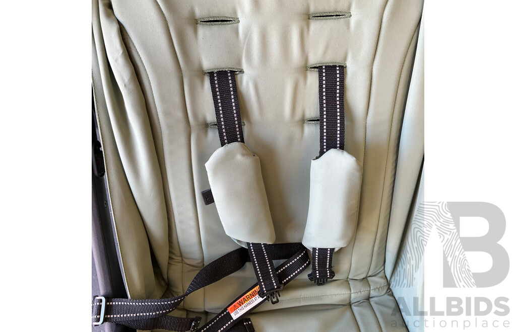 Jengo Eden Compact Stroller Fern