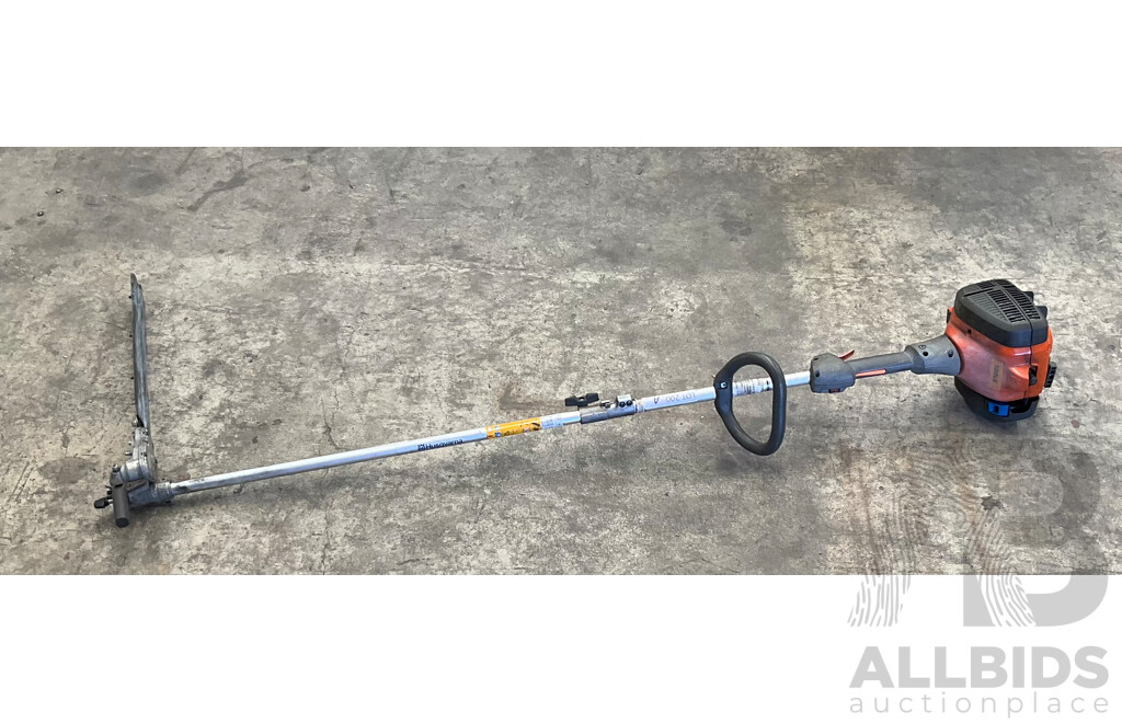 HUSQVARNA Petrol 122LK with Pole Saw Attatchment