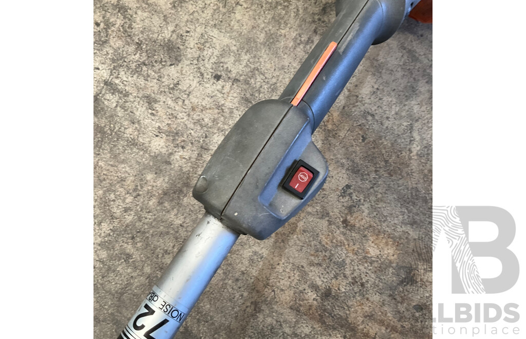 HUSQVARNA Petrol 122LK with Pole Saw Attatchment