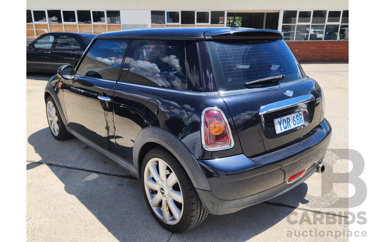 5/2008 Mini Cooper  R56 2d Hatchback Black 1.6L