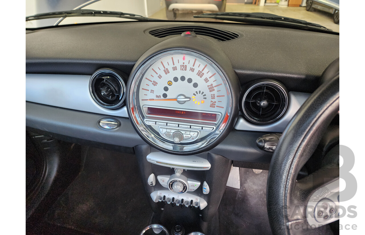 5/2008 Mini Cooper  R56 2d Hatchback Black 1.6L