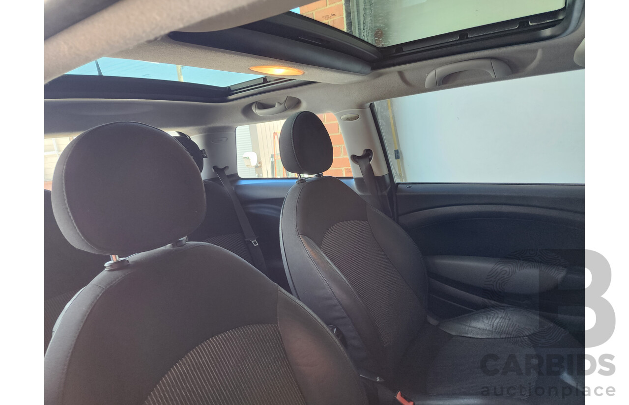 5/2008 Mini Cooper  R56 2d Hatchback Black 1.6L