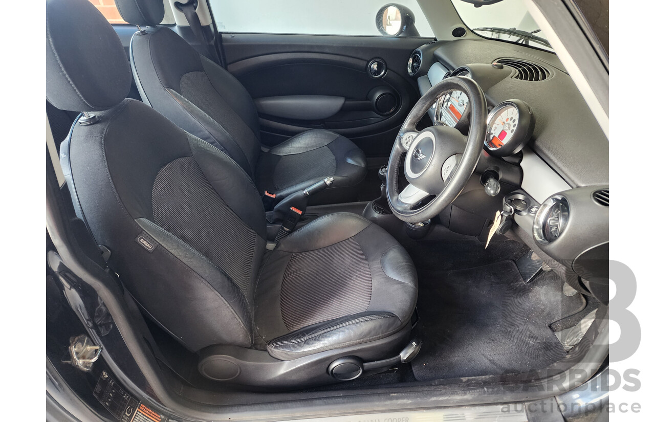 5/2008 Mini Cooper  R56 2d Hatchback Black 1.6L