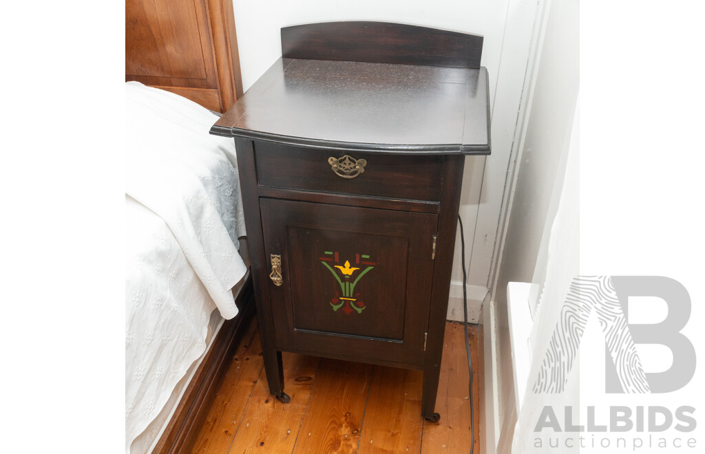 Late Edwardian Painted Serpentine Front Pot Cupboard