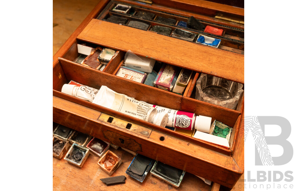 Early Timber Artists Box by R.Rowney & Co