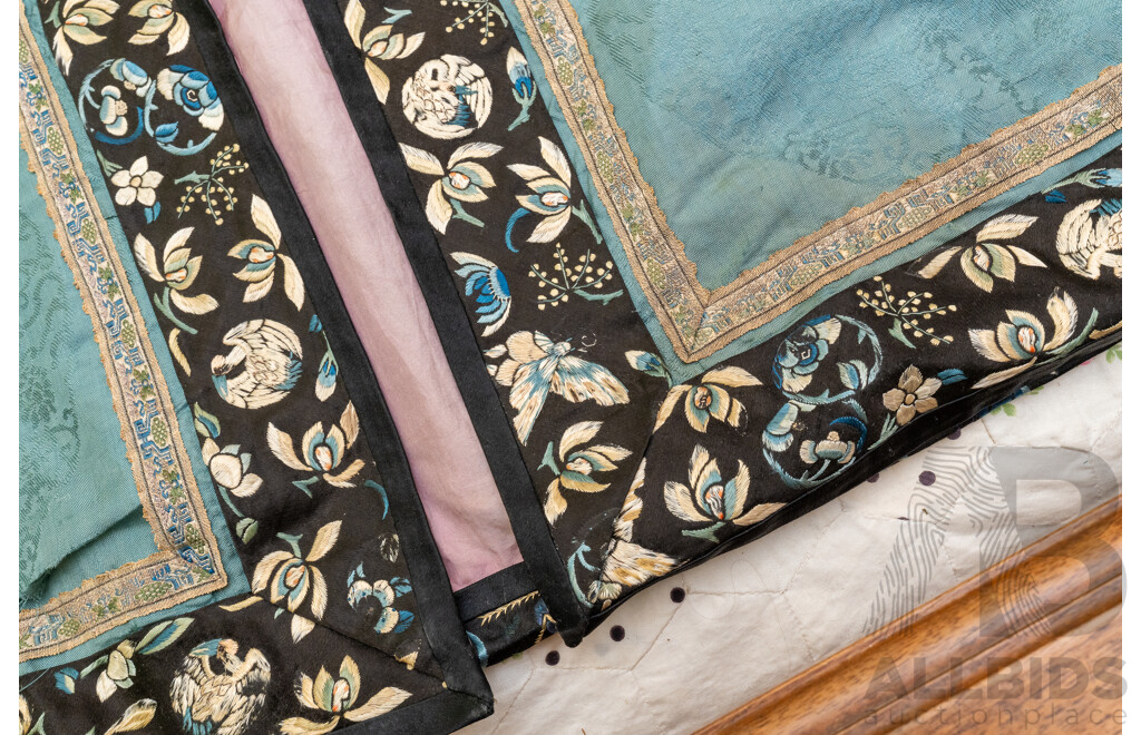 Possibly Qing Dynasty Chinese Embroided Silk Robe