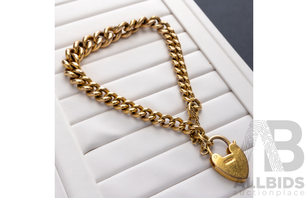 9ct Vintage Graduating Curb Link Bracelet with Heart Padlock Clasp, 18.5cm, 30.08 Grams