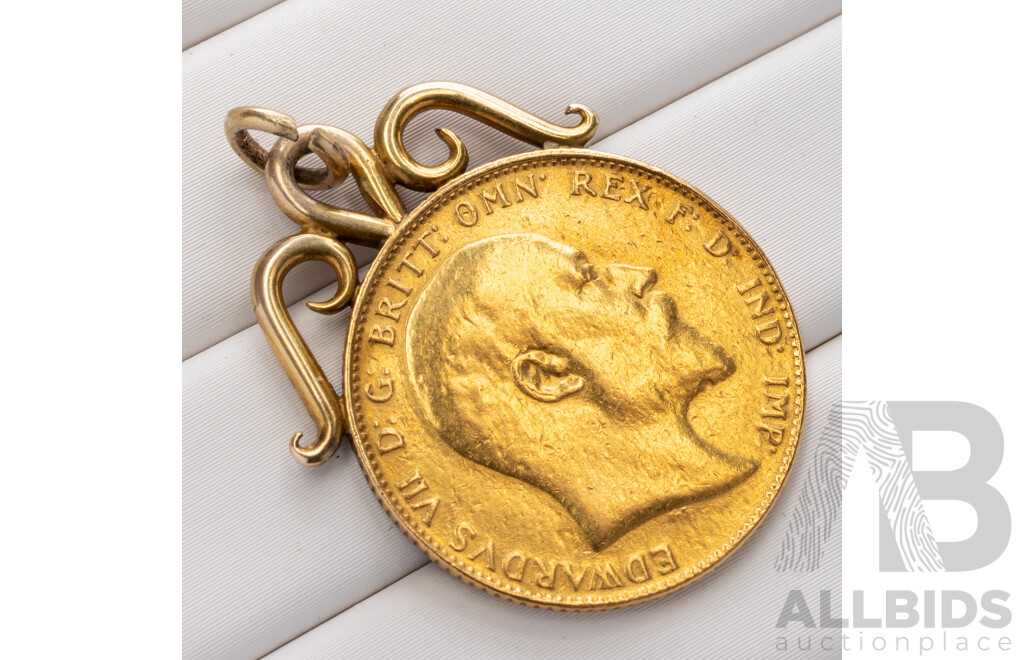 22ct 1908 King Edward VII Gold Sovereign (Perth) in 9ct Antique Pendant Mount, 9.04 Grams