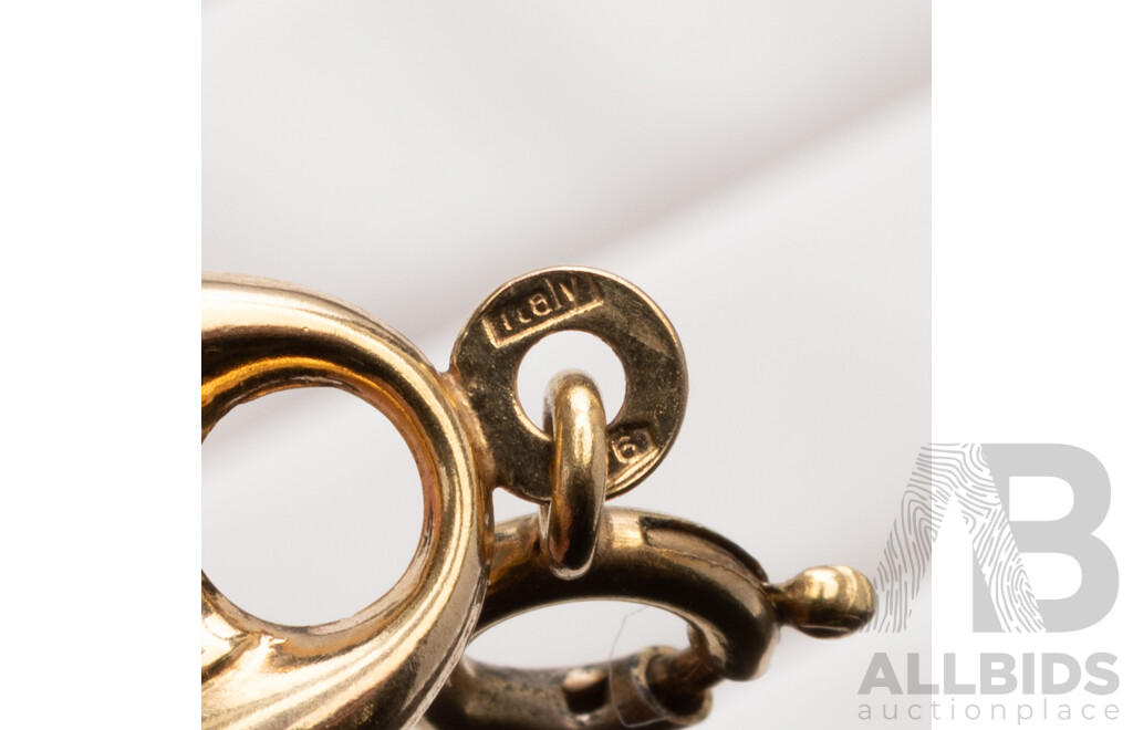 9ct Fancy Gucci Link Bracelet with 18ct Heart Charm, 18.5cm, 11.24 Grams